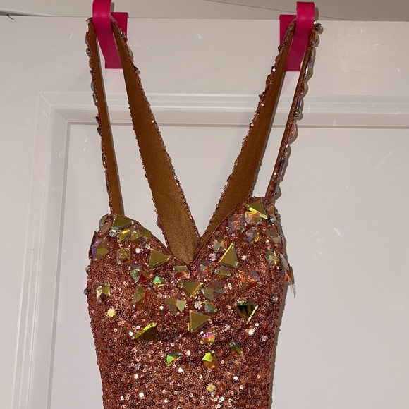 Prom Or Elegant Party Dress - Picture 8 of 10